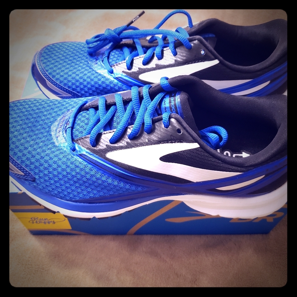 Brooks Launch 4